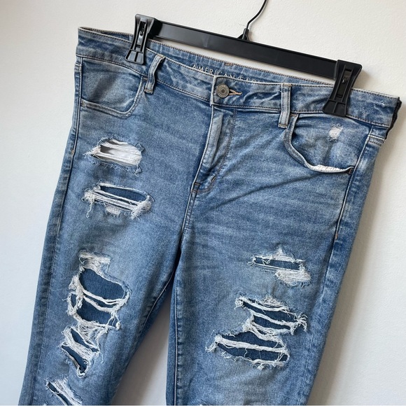 American Eagle Distressed Jegging - Picture 1 of 7